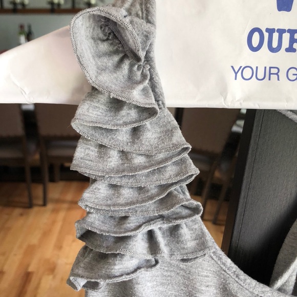 gray tank! - Picture 2 of 4